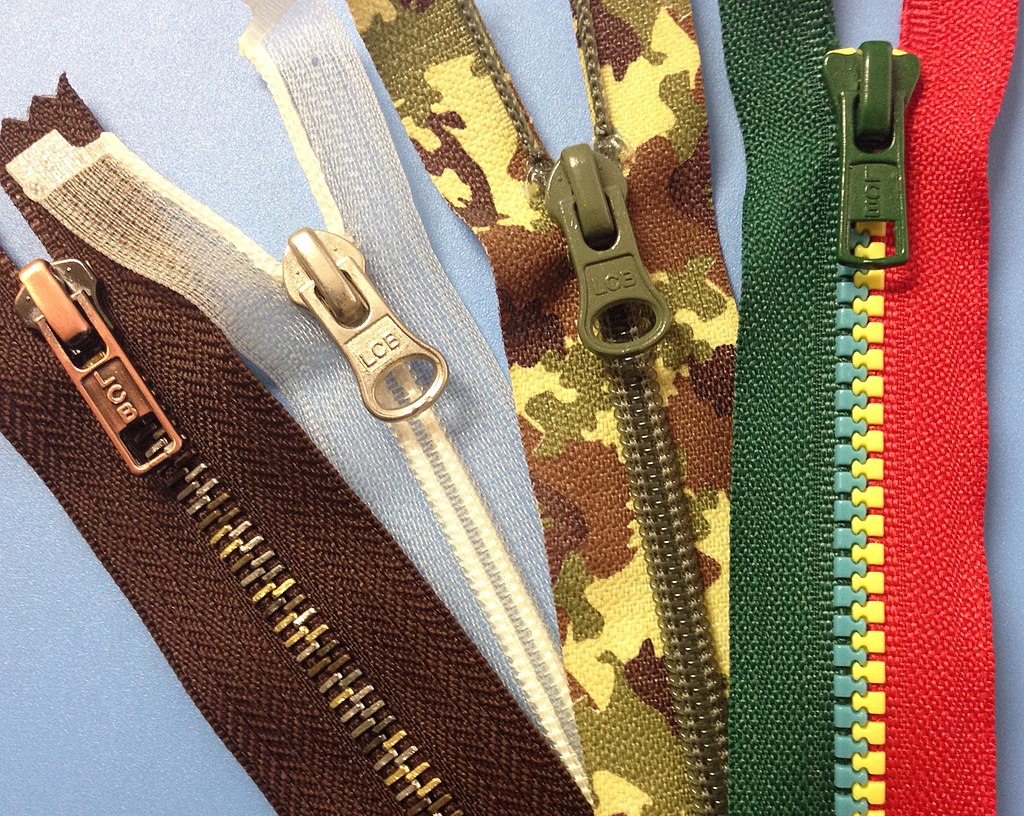 Know These Things First Before You Order Zippers from Zipper Shipper